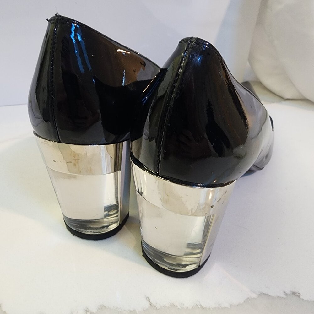 Stuart Weitzman Patent Leather W/Mirrored Clear Heel - Size 10 - Picture 8 of 10